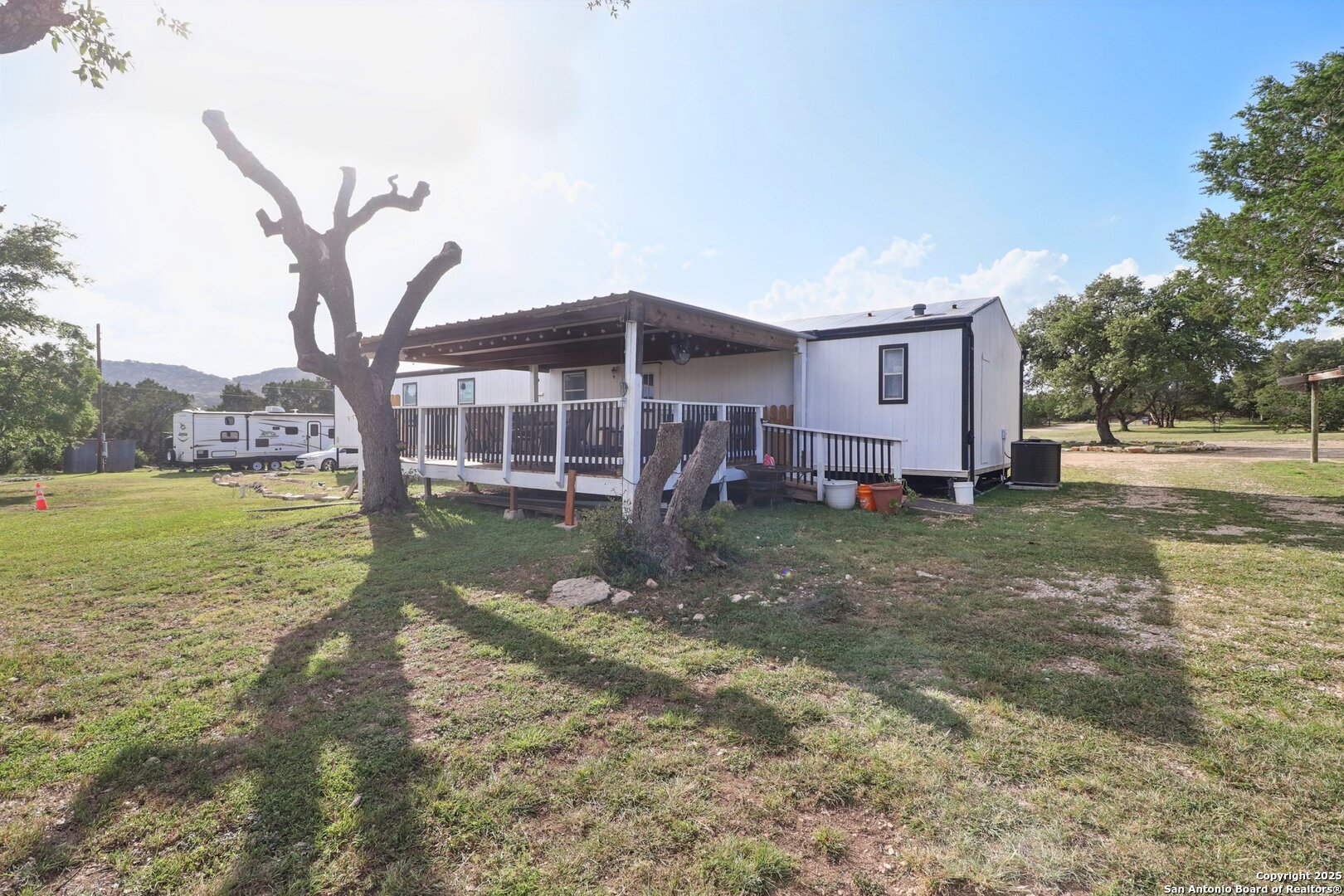 160 Deer View Pipe Creek TX 78063