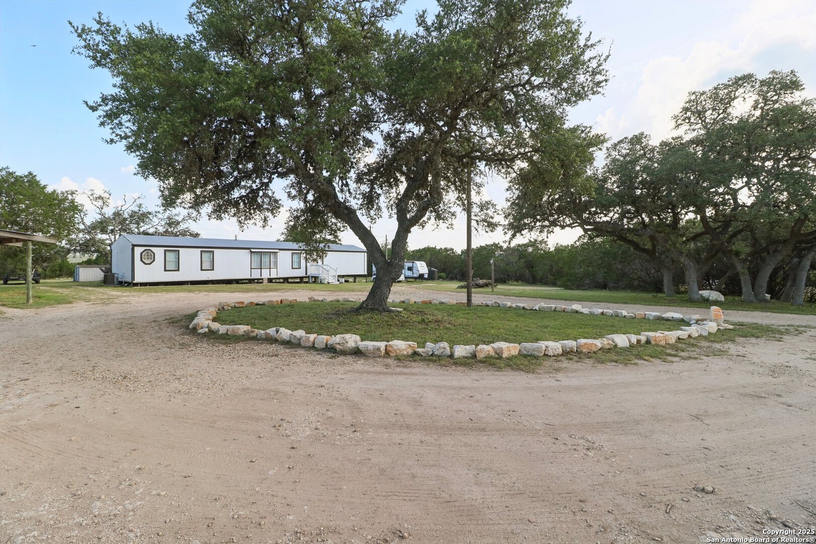 160 Deer View Pipe Creek TX 78063