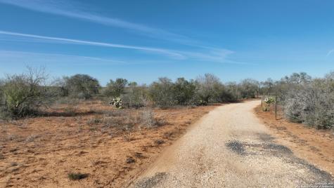 0000 Cr 307 Jourdanton TX 78026