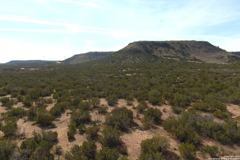 01 Warhorse Ranch Robert Lee TX 76945