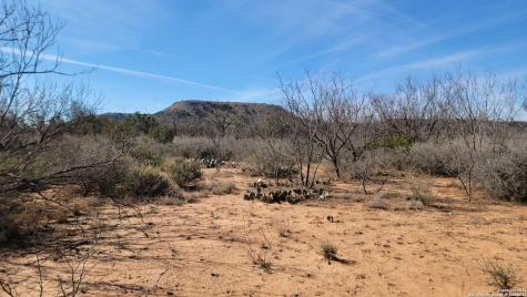 01 Warhorse Ranch Robert Lee TX 76945