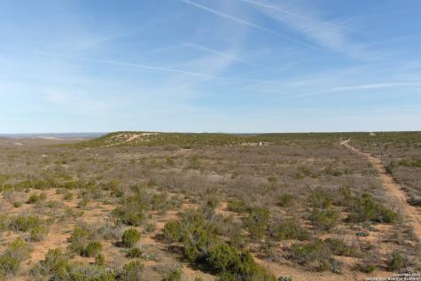 01 Warhorse Ranch Robert Lee TX 76945