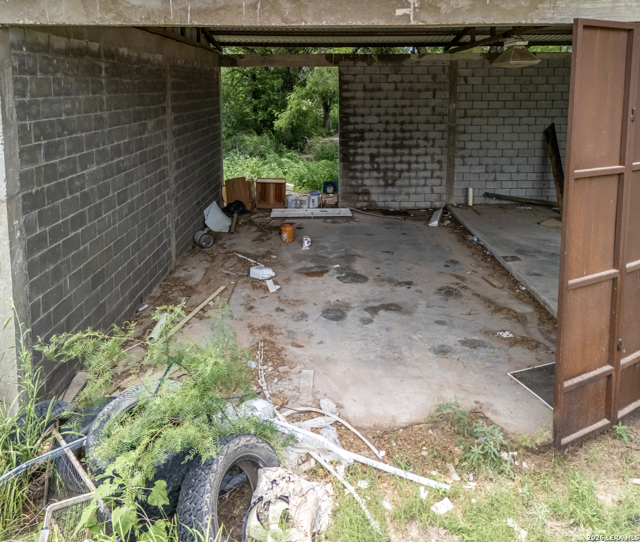 1398 W Moore Avenue Quemado TX 78877