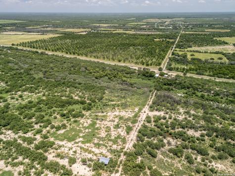 1398 W Moore Avenue Quemado TX 78877