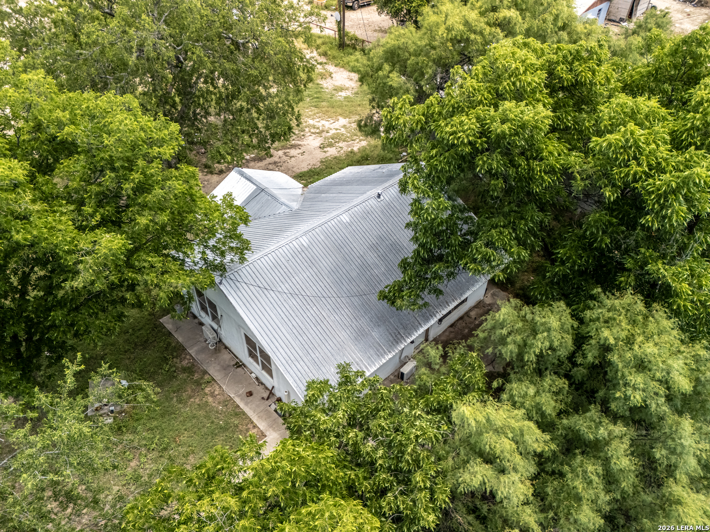 1398 W Moore Avenue Quemado TX 78877