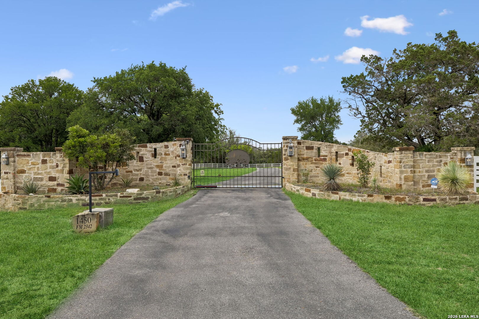 1450 Fm 2342 Kingsland TX 78639