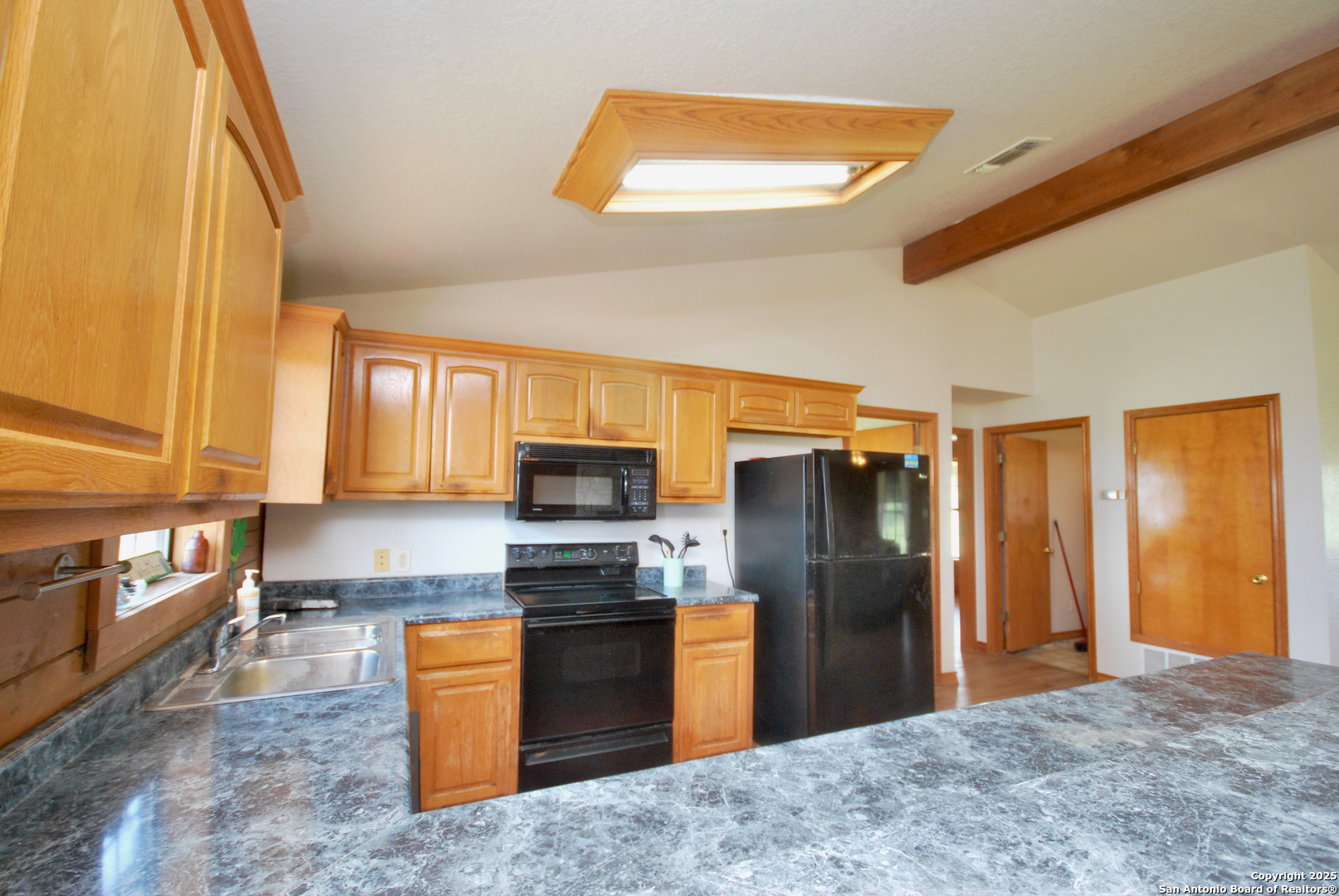 2725 Old Lehmann Seguin TX 78155