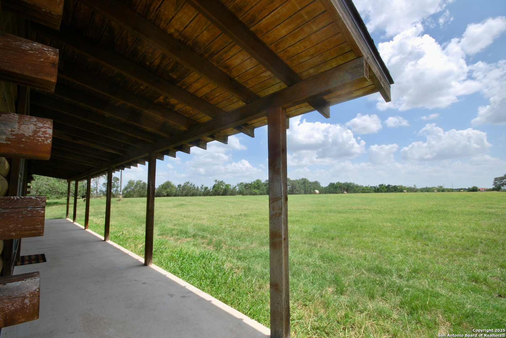 2725 Old Lehmann Seguin TX 78155