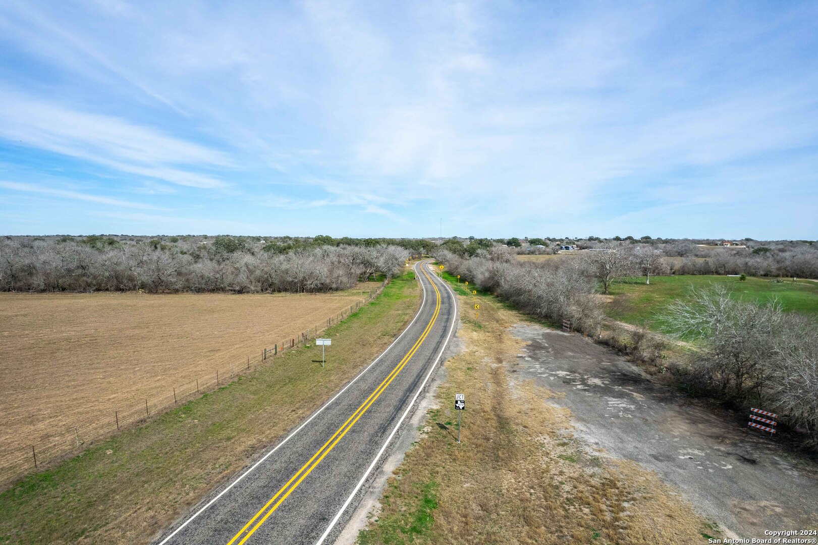 8684 Mineral Cemetery Road Beeville TX 78102