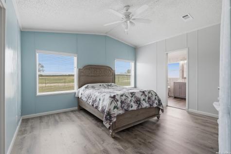5975 County Road 277 Gillett TX 78116