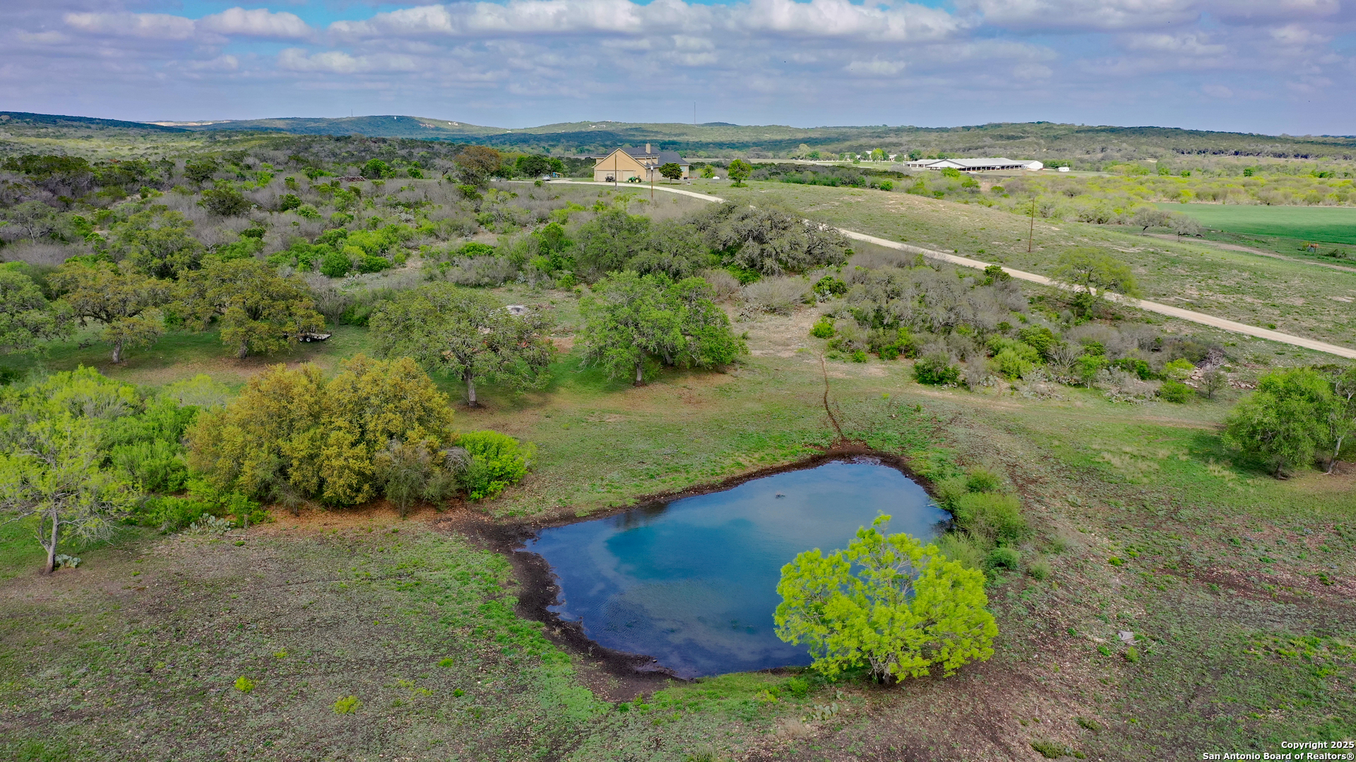 208 Private Road 378 Rio Medina TX 78066