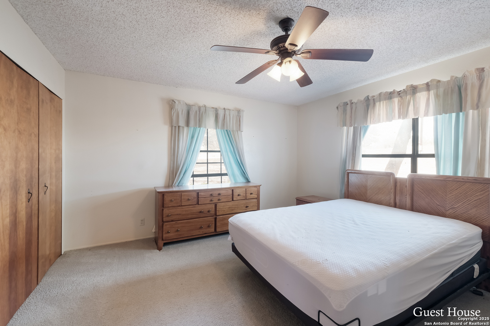 208 Private Road 378 Rio Medina TX 78066