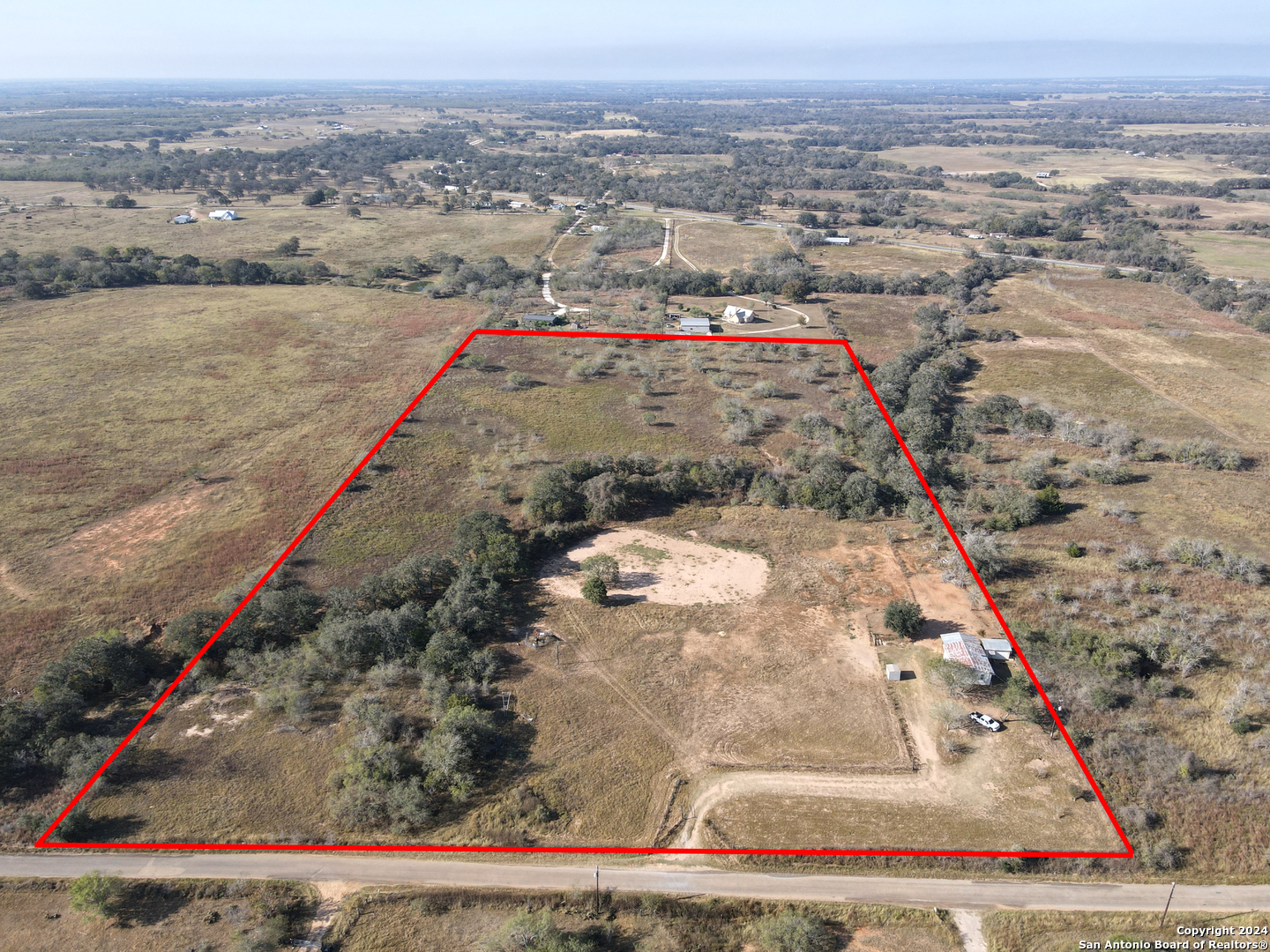 3667 County Road 427 Stockdale TX 78160