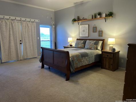 1912 Seminole Trail Dale TX 78616