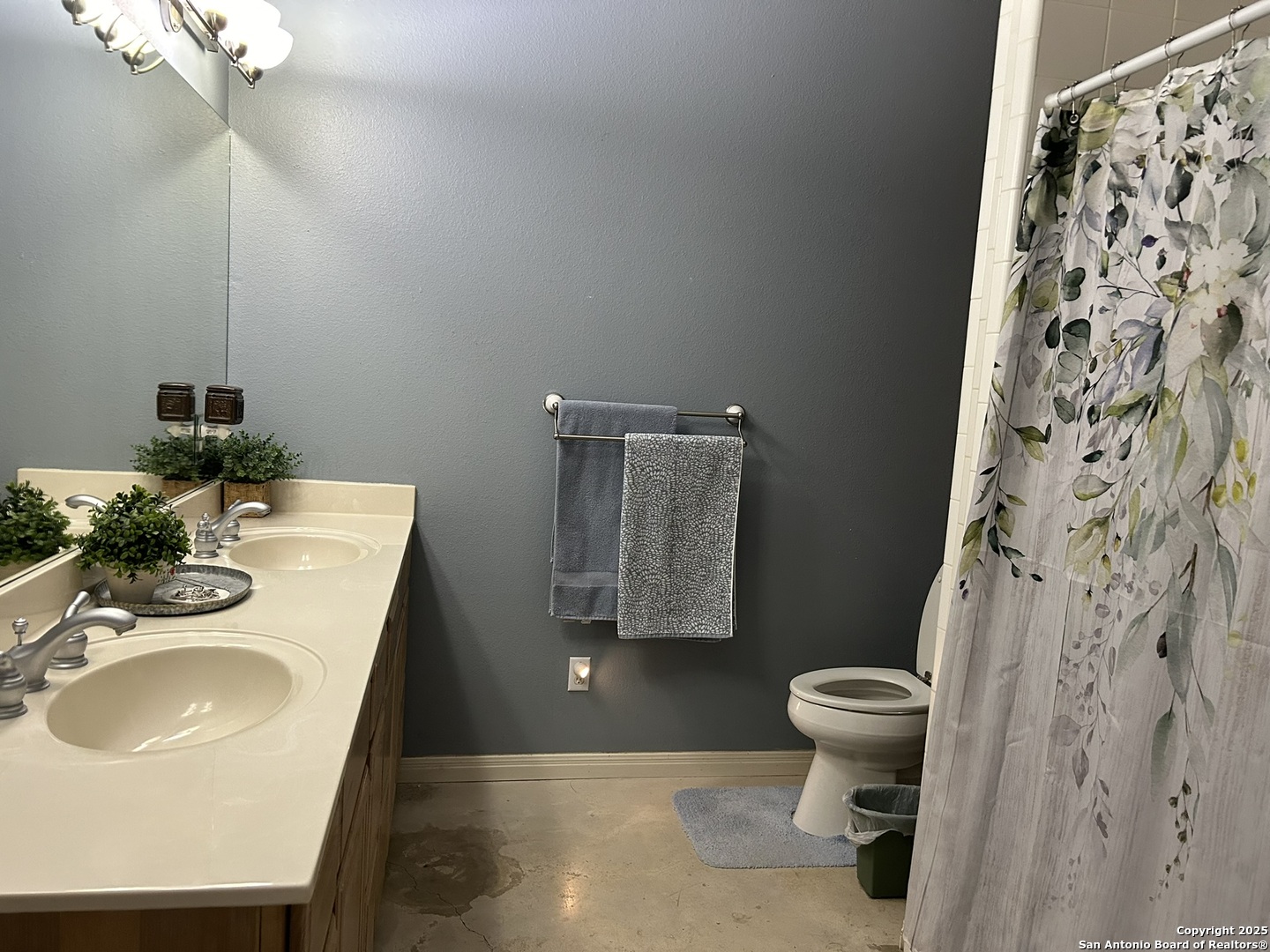 1912 Seminole Trail Dale TX 78616