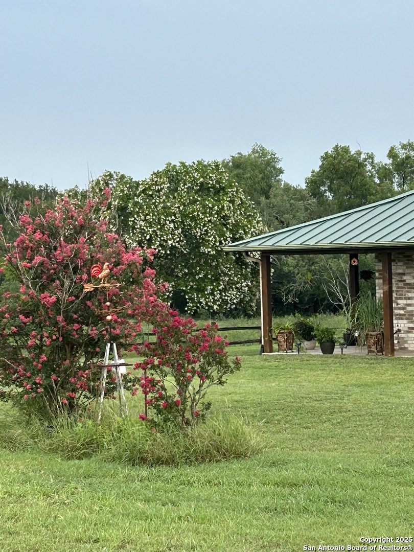 1912 Seminole Trail Dale TX 78616