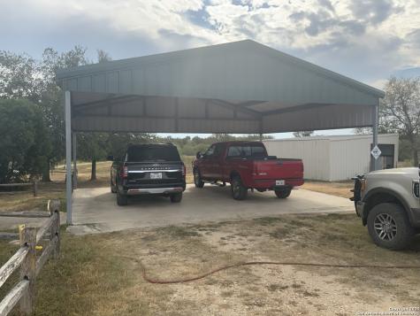 1912 Seminole Trail Dale TX 78616