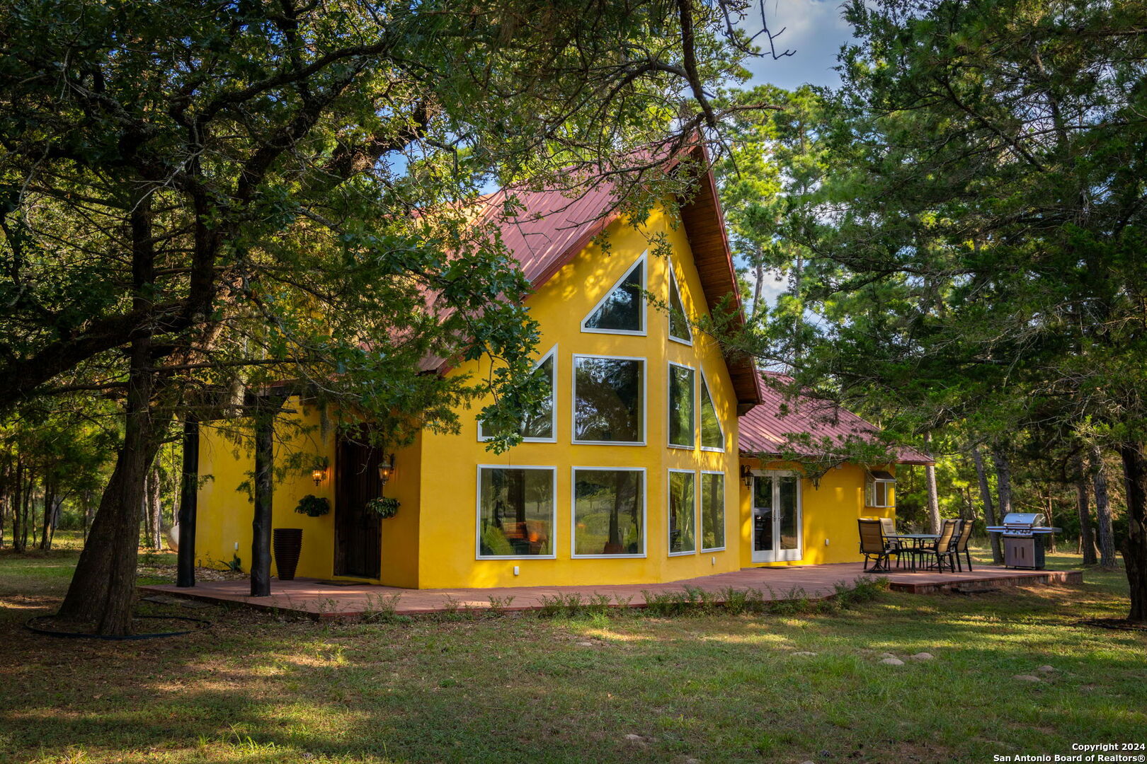 1031 Angel Lake Estates Alleyton TX 78935