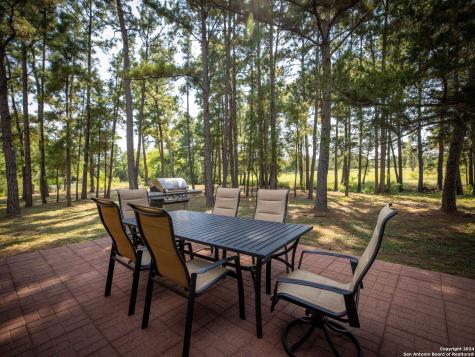 1031 Angel Lake Estates Alleyton TX 78935