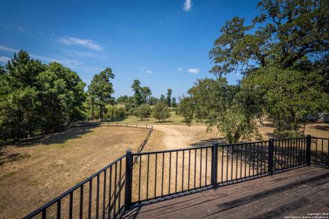 1031 Angel Lake Estates Alleyton TX 78935