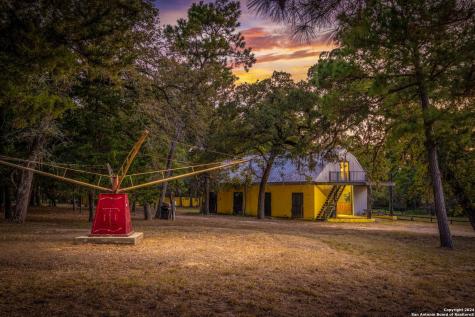 1031 Angel Lake Estates Alleyton TX 78935