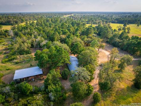 1031 Angel Lake Estates Alleyton TX 78935