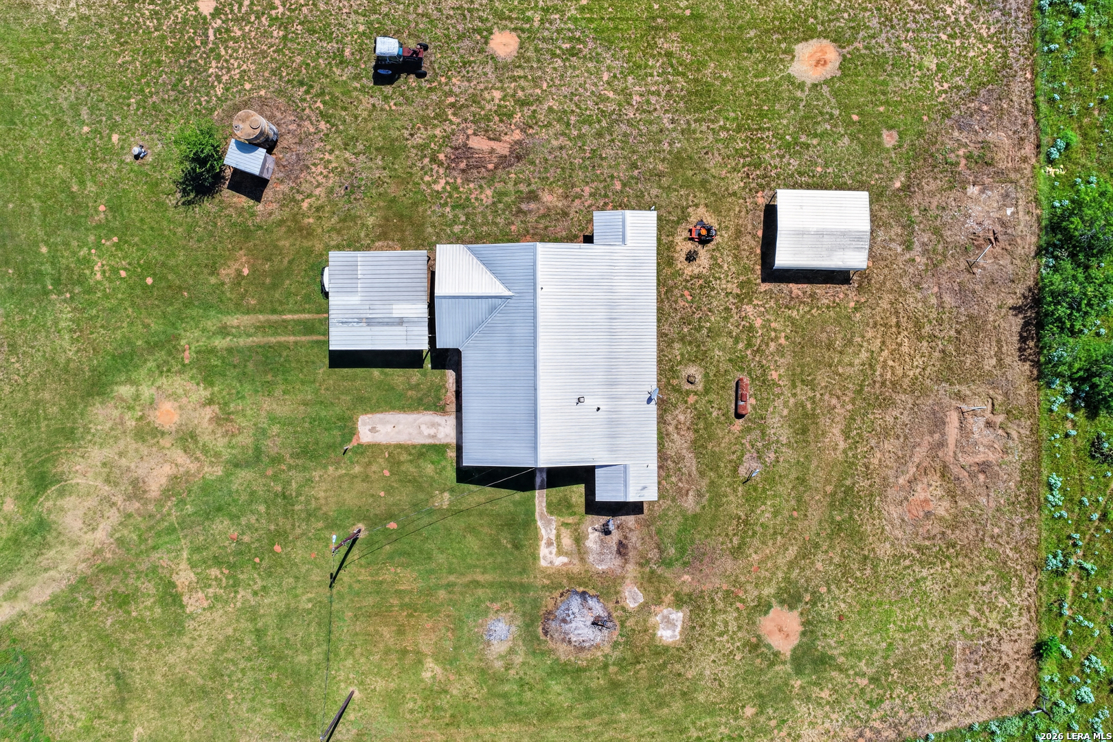 457 County Road 410 Stockdale TX 78160