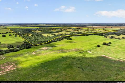 457 County Road 410 Stockdale TX 78160