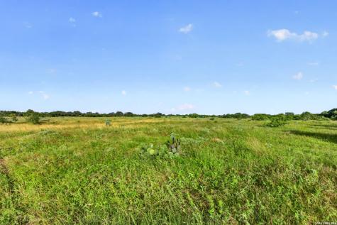 457 County Road 410 Stockdale TX 78160