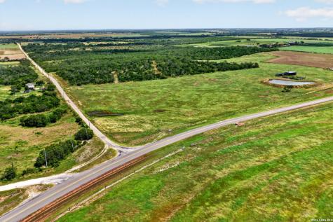 457 County Road 410 Stockdale TX 78160