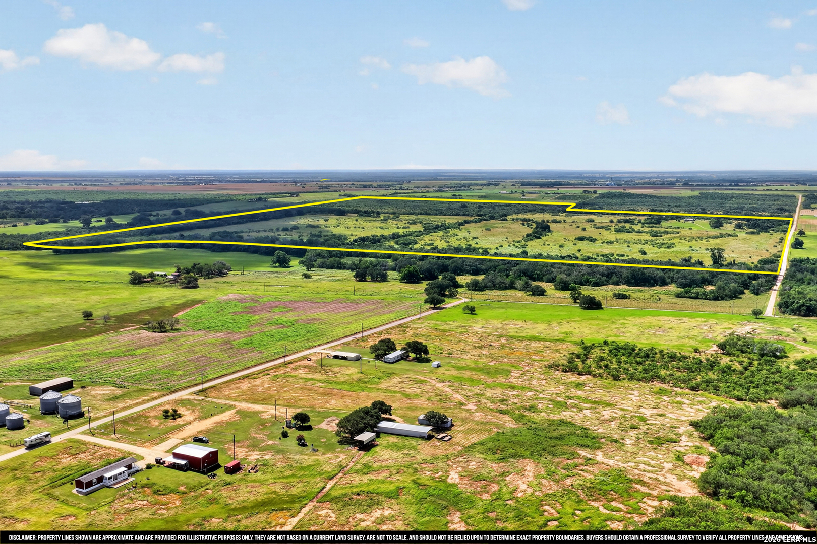 457 County Road 410 Stockdale TX 78160