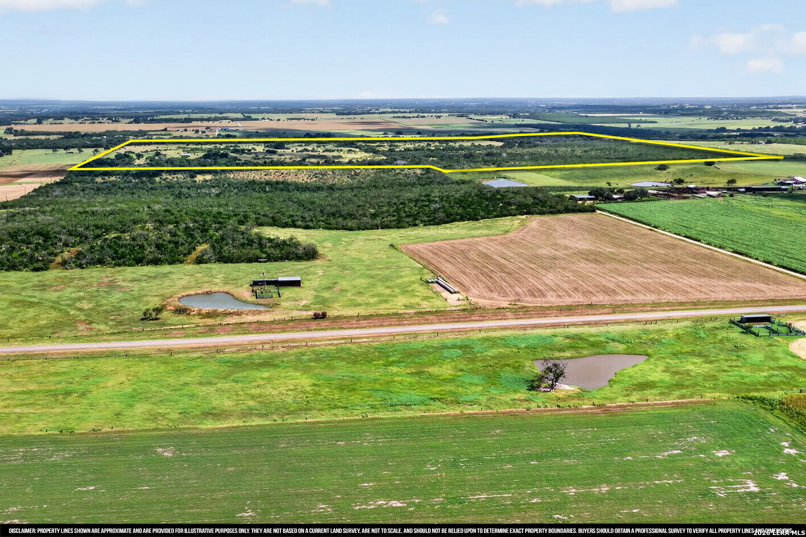 457 County Road 410 Stockdale TX 78160