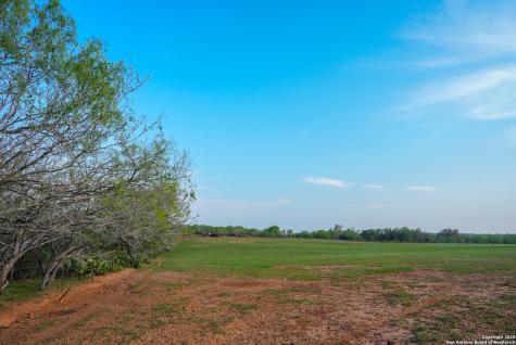 Tbd County Road 404 Floresville TX 78114