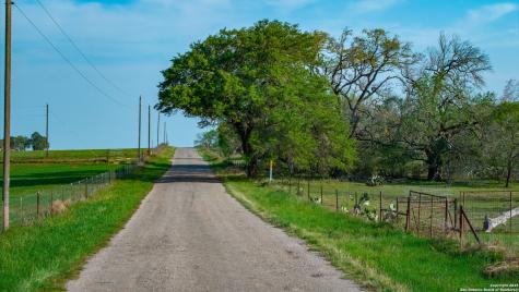 Tbd County Road 404 Floresville TX 78114
