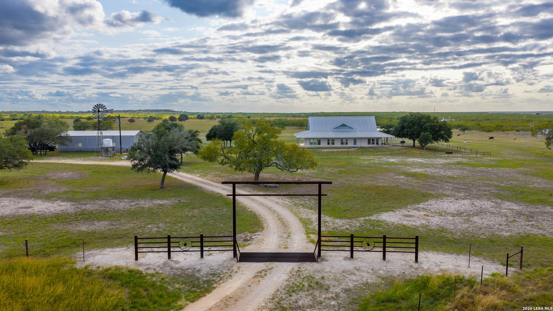 14068 Fm 1344 Falls City TX 78113