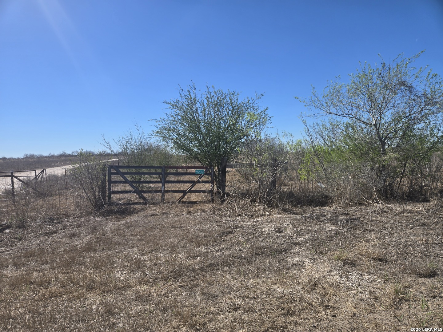 9239 Cr 123 Pawnee TX 78145