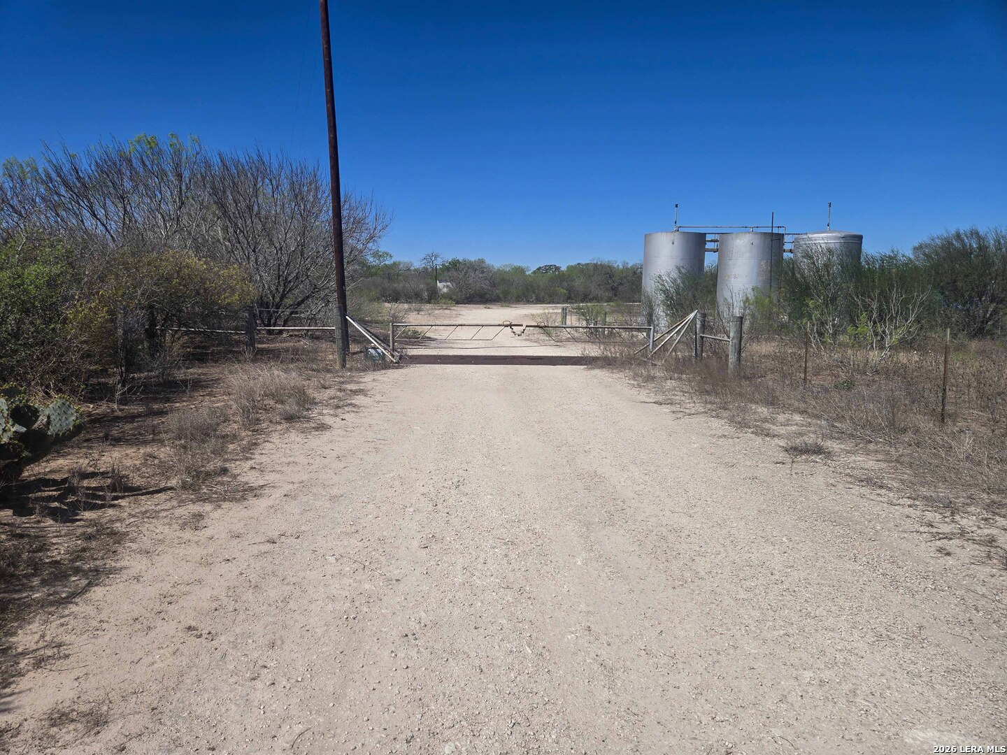 9239 Cr 123 Pawnee TX 78145