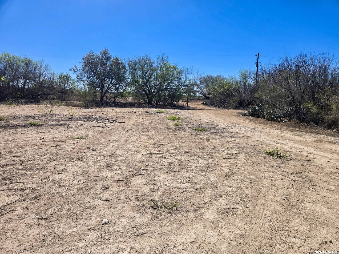 9239 Cr 123 Pawnee TX 78145