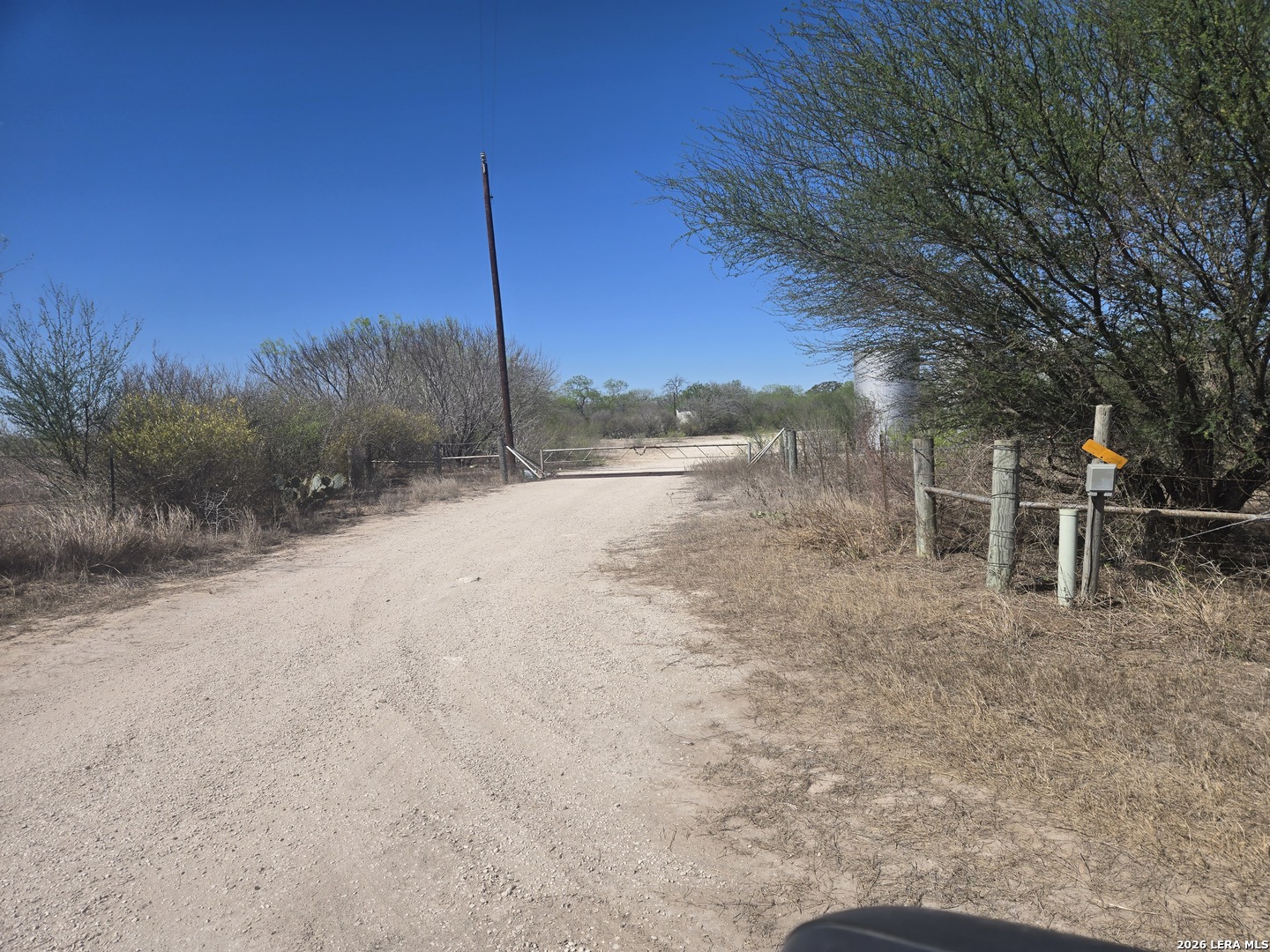 9239 Cr 123 Pawnee TX 78145