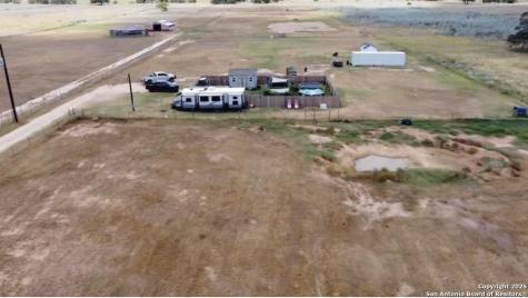 3144 Fm 1922 Floresville TX 78114