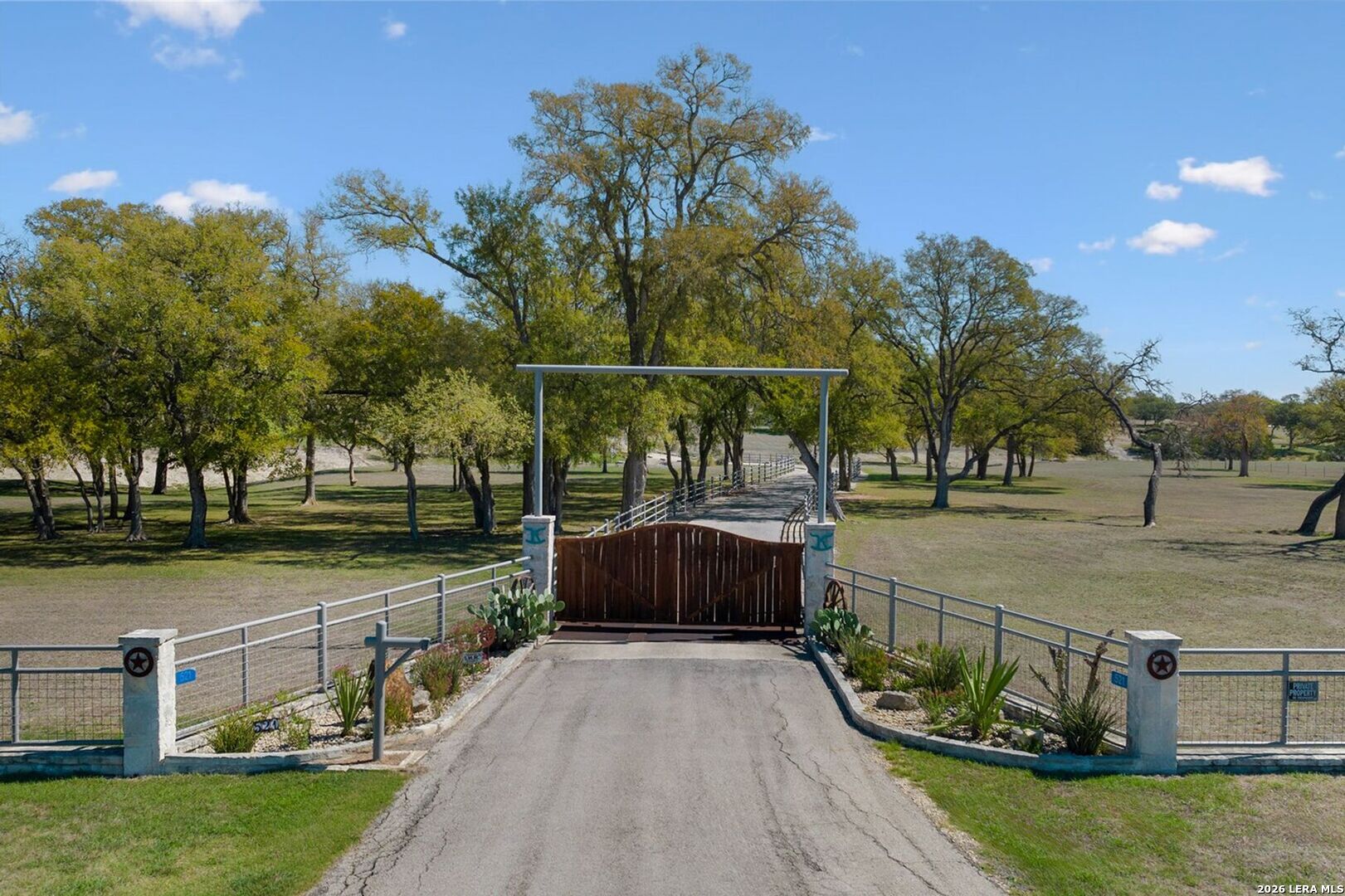 521 Bluff Creek Road Center Point TX 78010