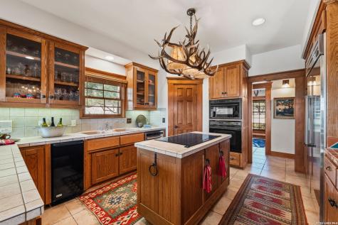 521 Bluff Creek Road Center Point TX 78010