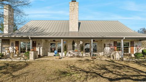 521 Bluff Creek Road Center Point TX 78010