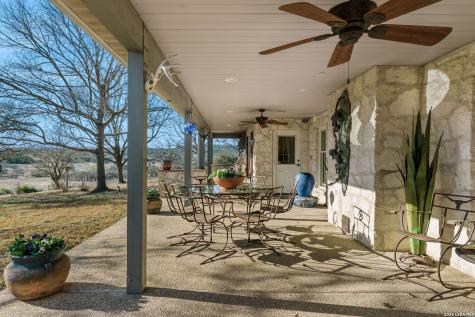 521 Bluff Creek Road Center Point TX 78010