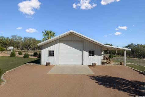 521 Bluff Creek Road Center Point TX 78010
