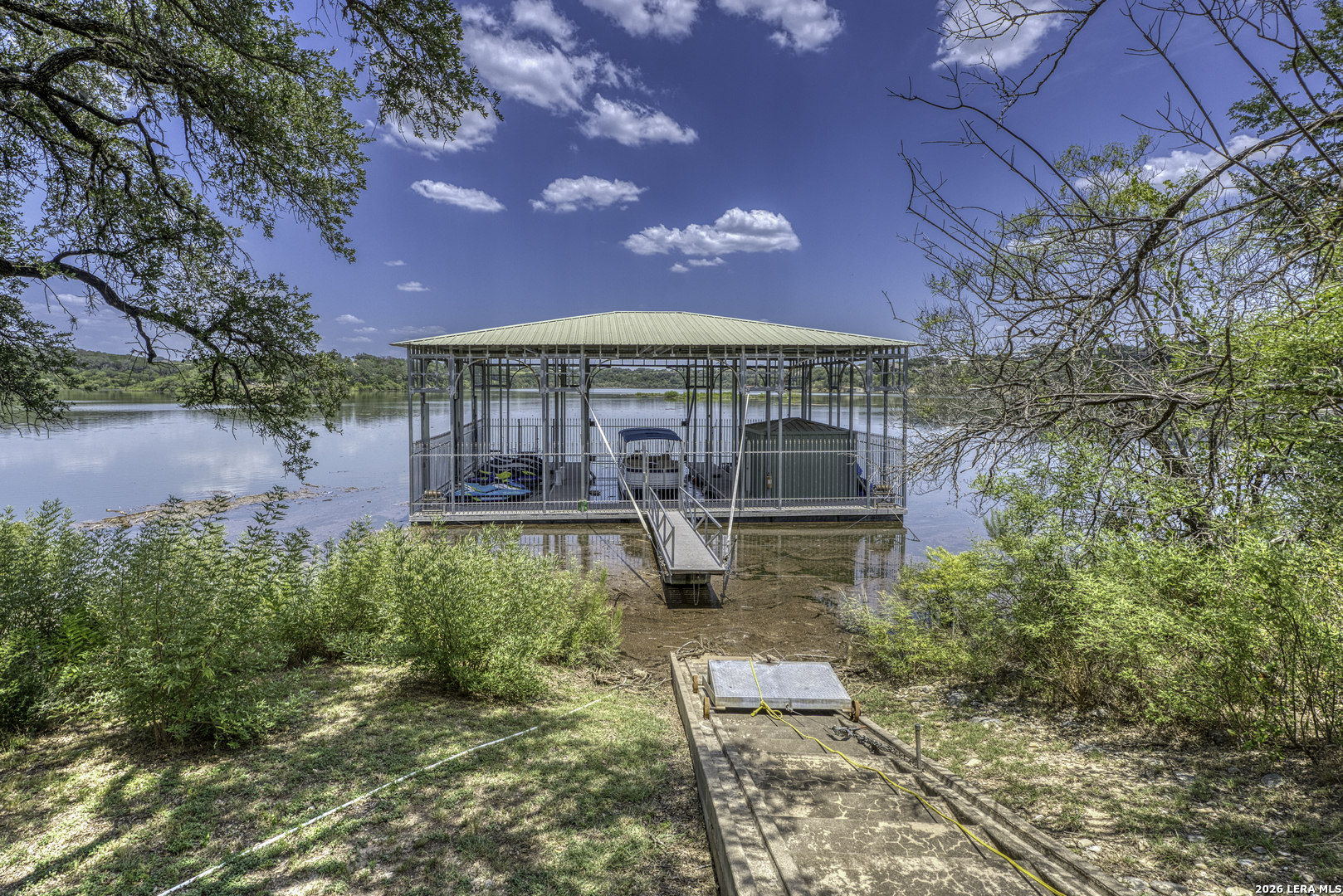 25800 Cox Crossing Road Spicewood TX 78669