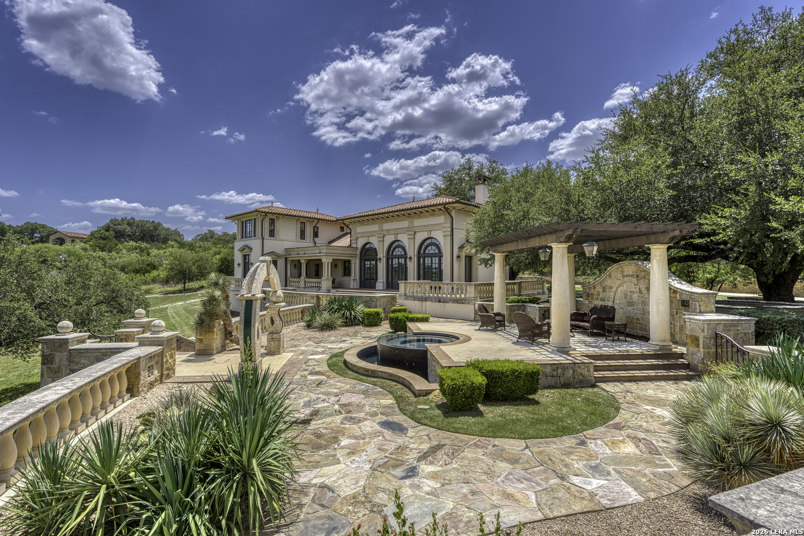 25800 Cox Crossing Road Spicewood TX 78669