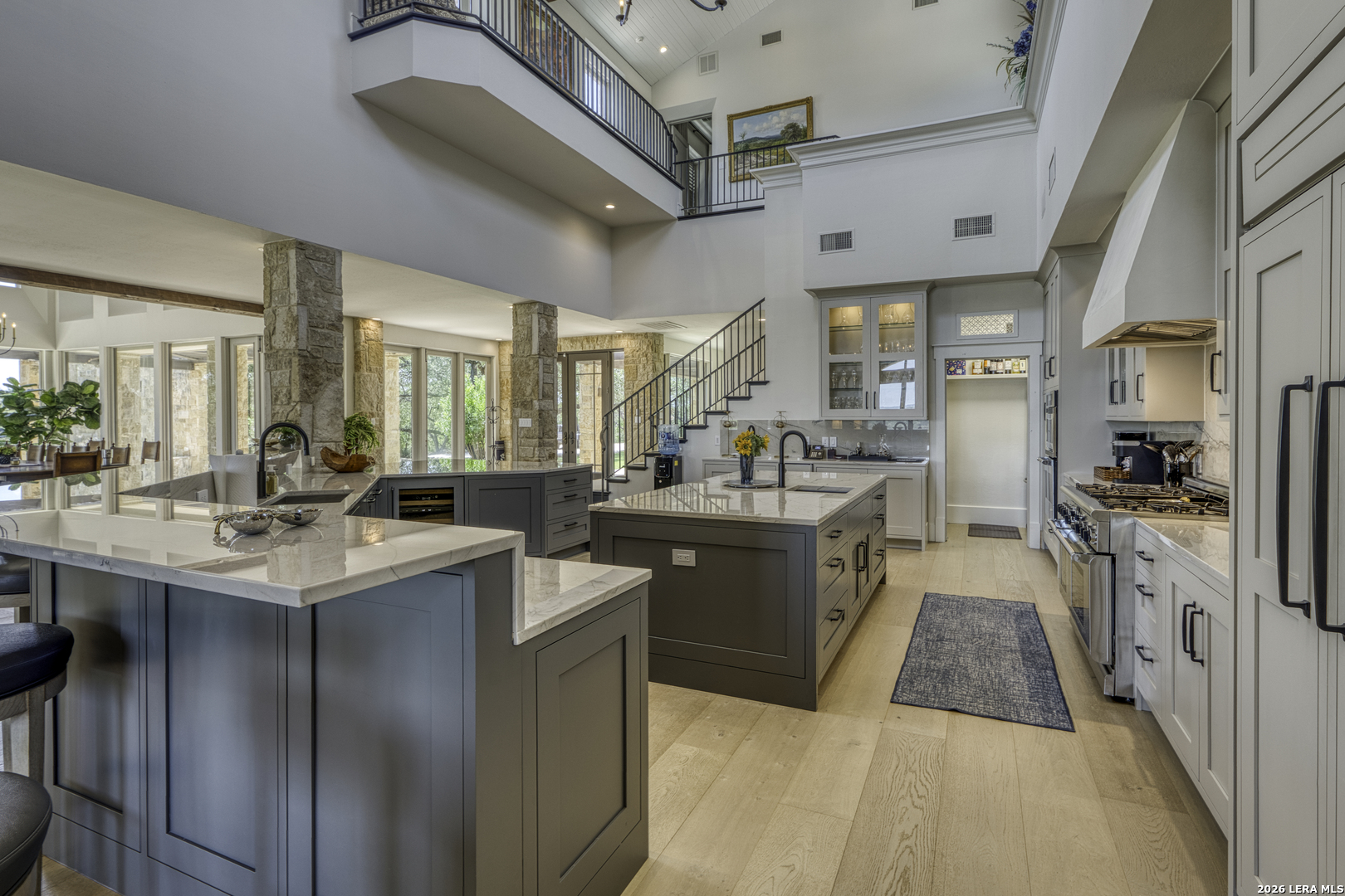 25800 Cox Crossing Road Spicewood TX 78669
