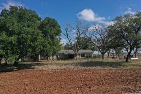 10085 Shepherd Road Atascosa TX 78002