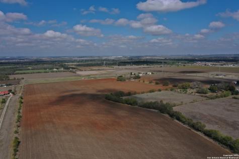 10085 Shepherd Road Atascosa TX 78002